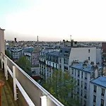 Apartment Saint Ouen