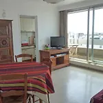Apartment Saint Ouen